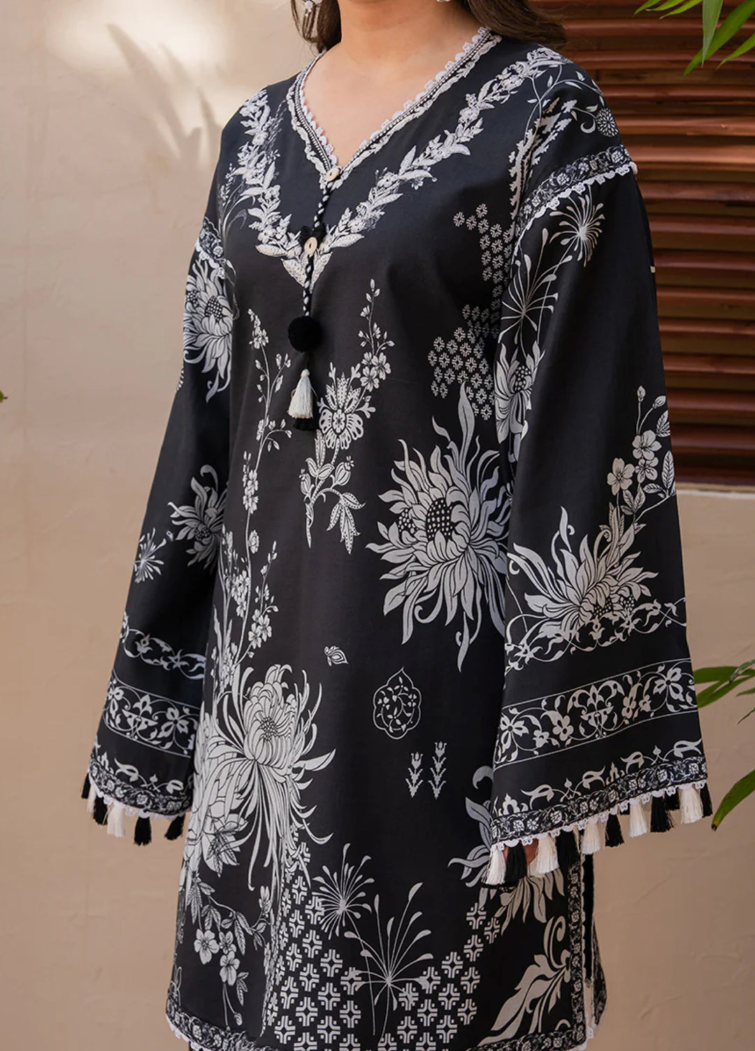 Summer in Bloom By Roheenaz Unstitched Printed Lawn 3 Piece Suit RN26USBL 33A WildFlower - Festive Collection