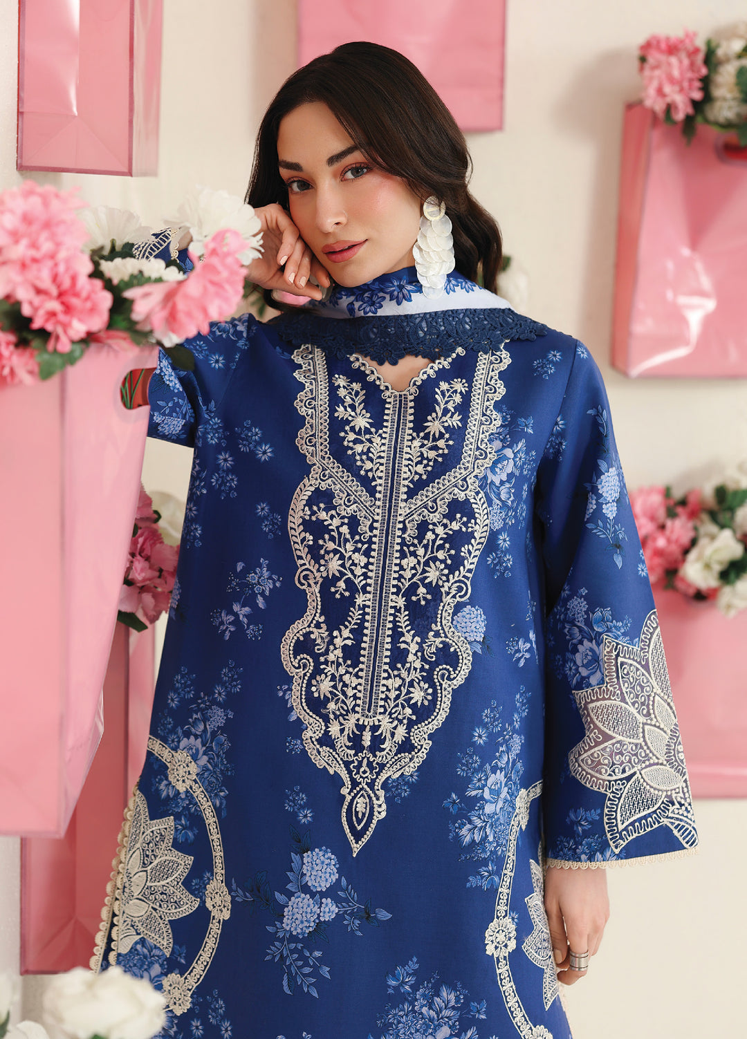 Anaya by Mahnur Unstitched Embroidered Lawn 3 Piece Suit MN26UALV AN2-03 - Festive Collection