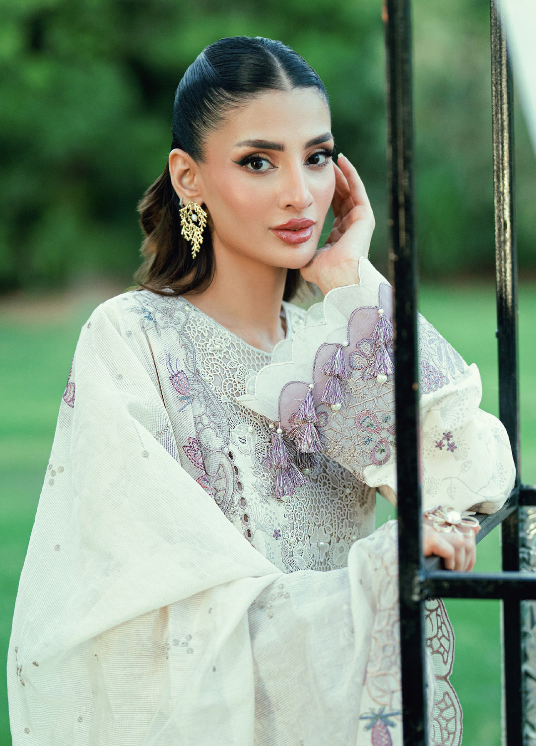 Florent Unstitched Printed Lawn 3 Piece Suit FL26ULE FEF-2B - Eid Collection