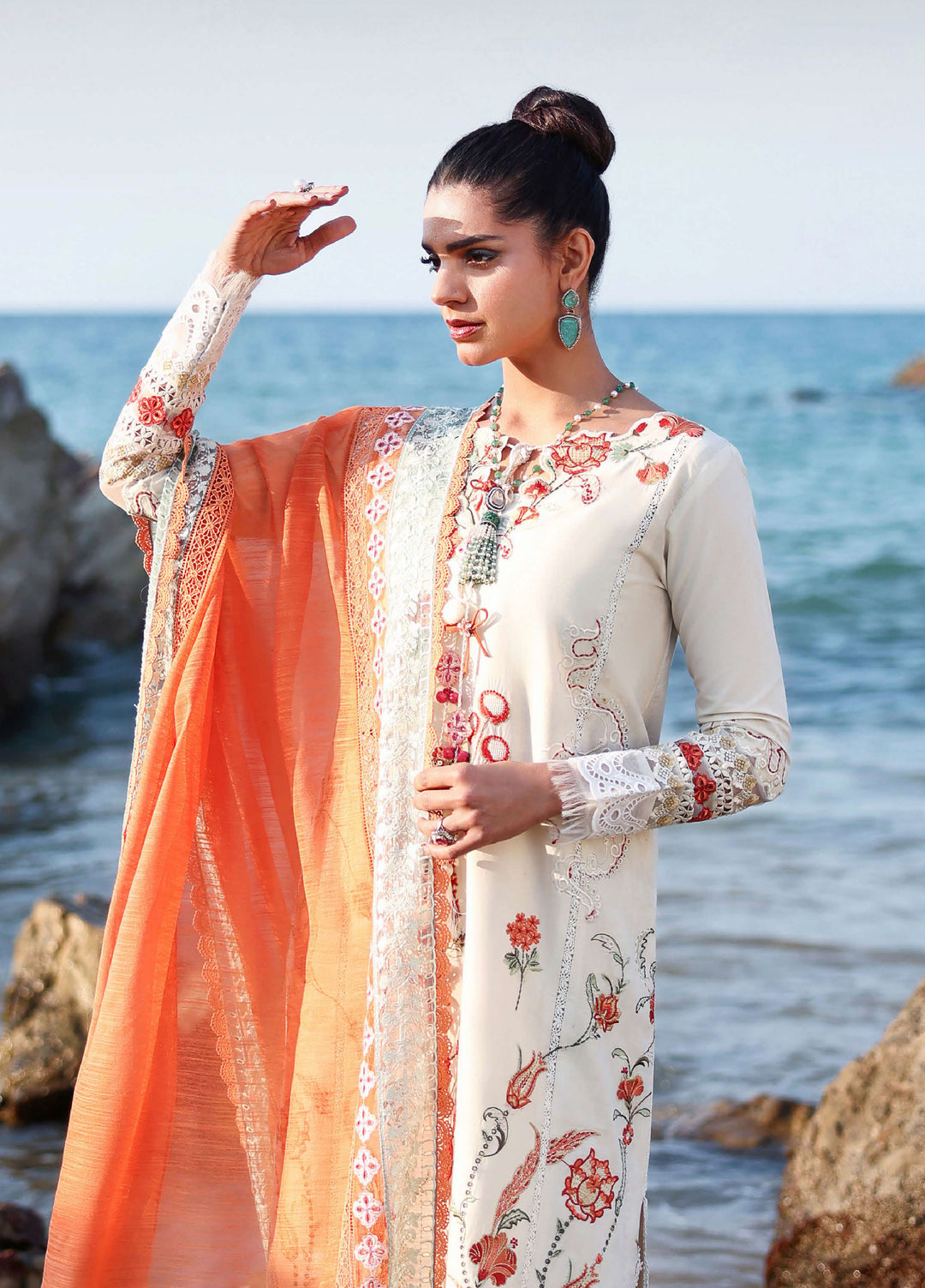 Saira Shakira Unstitched Embroidered Lawn 3 Piece Suit SSR26ULE SS-005A - Eid Collection