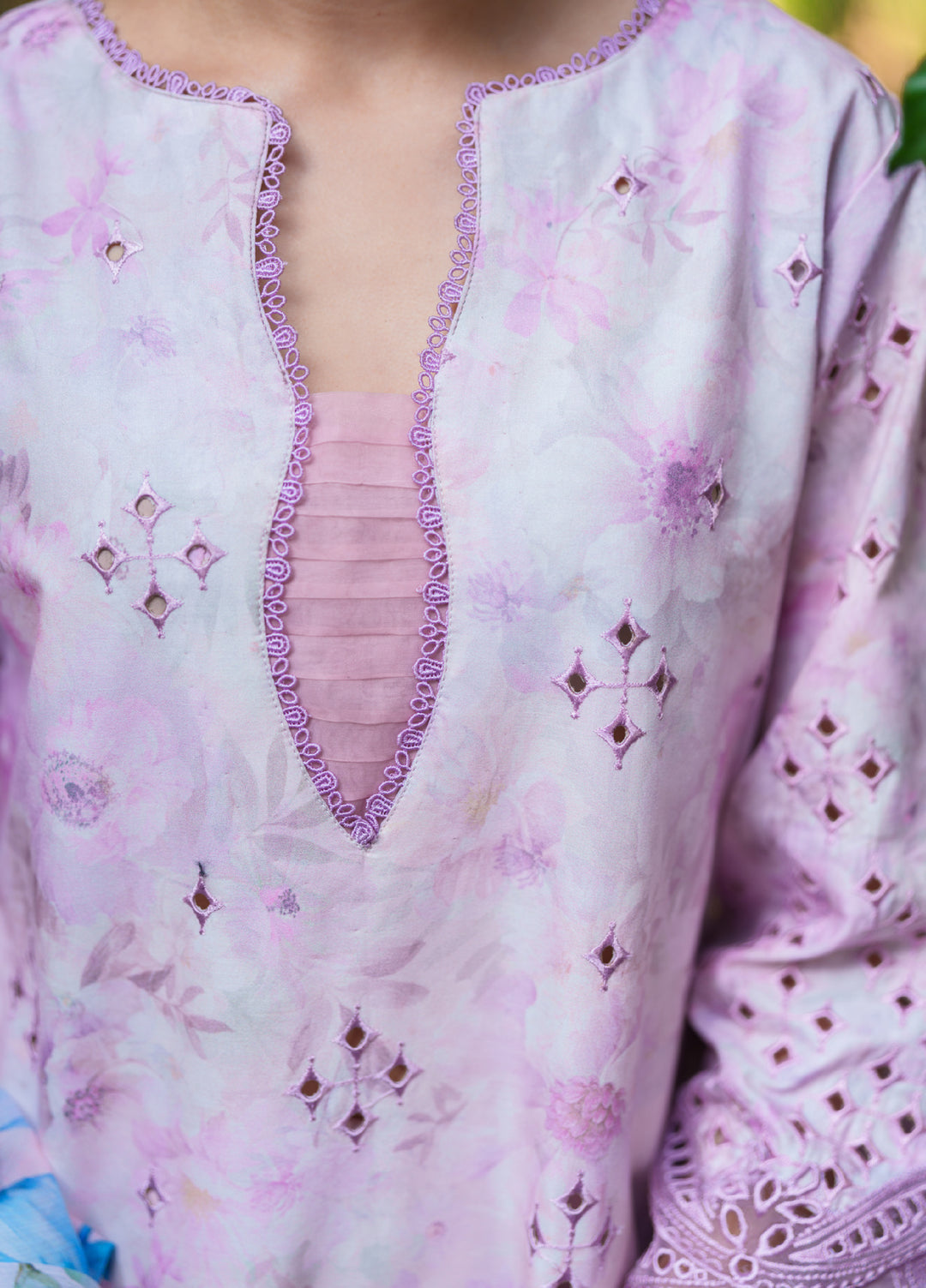 Summer Lines Printkari by Neeshay Unstitched Embroidered Lawn 3 Piece Suit NSH26SLP D-3 Mirelle - Summer Collection