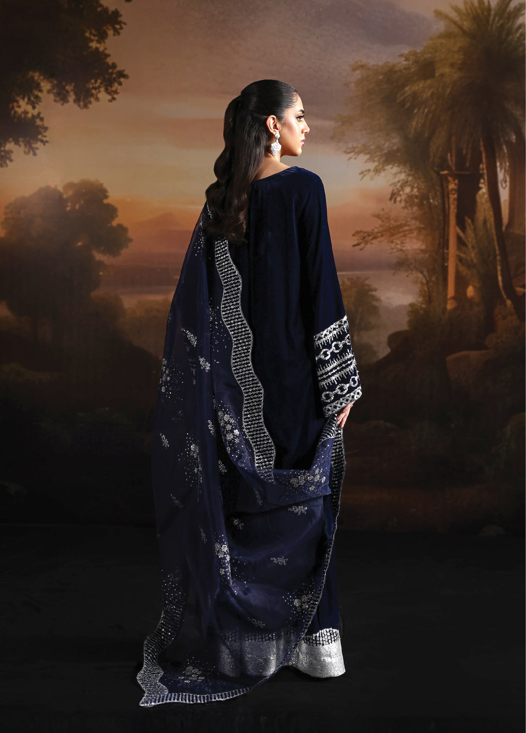 Lamour by Alizeh Fashion Unstitched Velvet Embroidered Suits 3 Piece AFB25LV D-01 Velvetine - Festive Collection