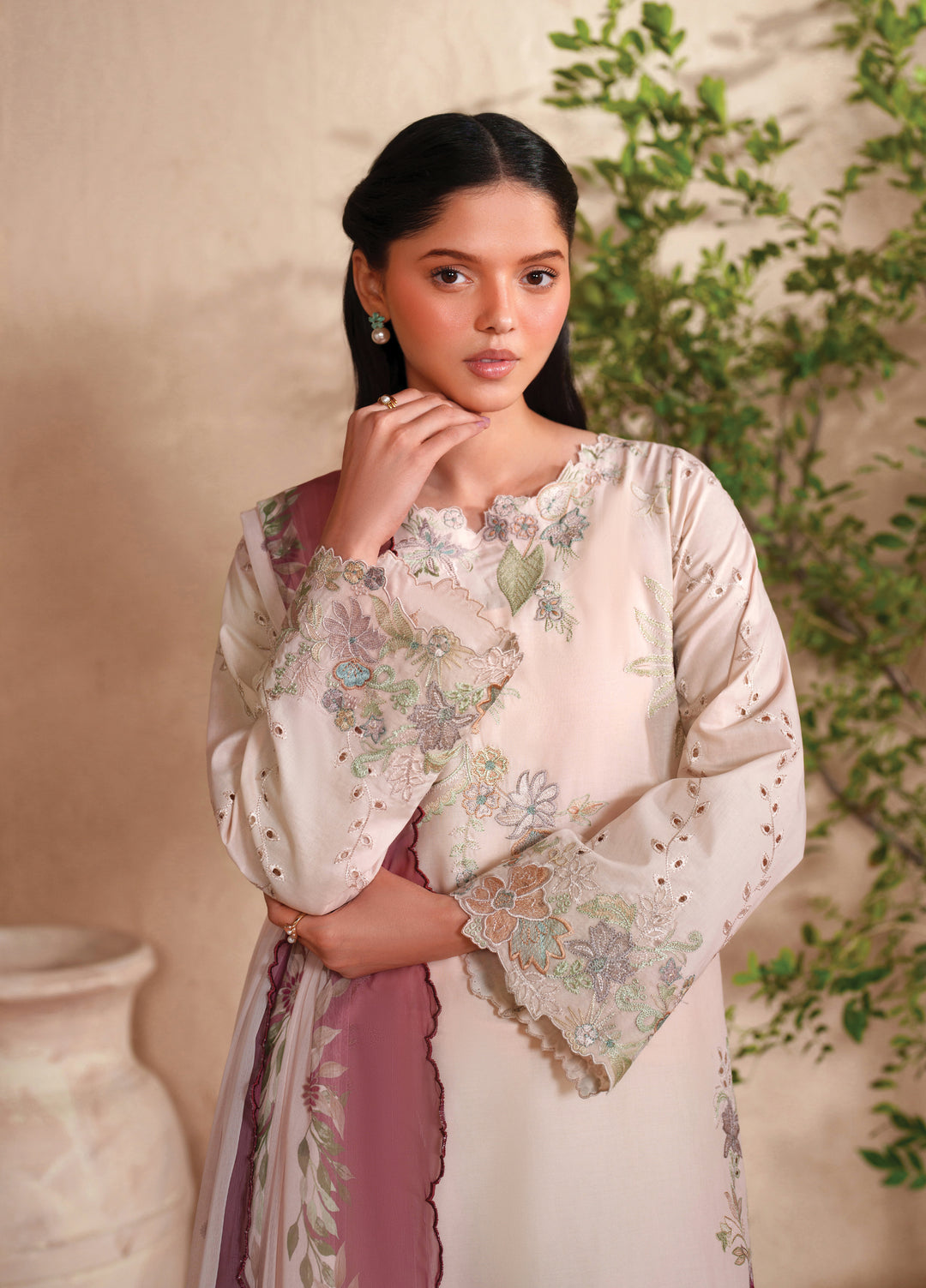Iznik Unstitched Embroidered Lawn 3 Piece Suit IZ26ULE EL-04 - Eid Collection