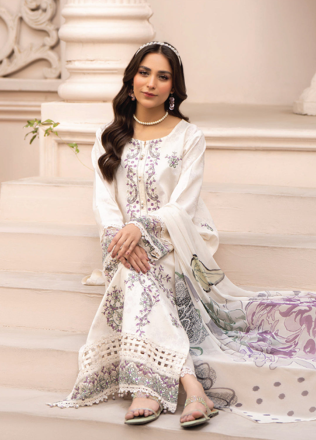 Summer Breeze by Humdum Unstitched Embroidered Lawn 3 Piece Suit HB26USB D-13 - Summer Collection