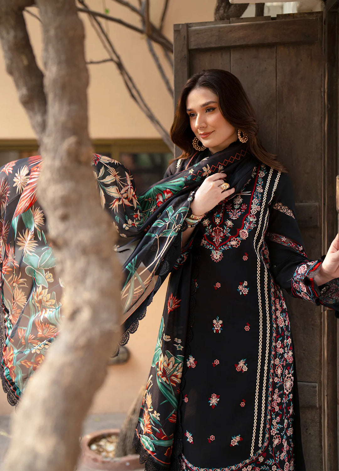 Angan by Mahnur Unstitched Embroidered Lawn 3 Piece Suit MN26UAL AAN-007 - Summer Collection