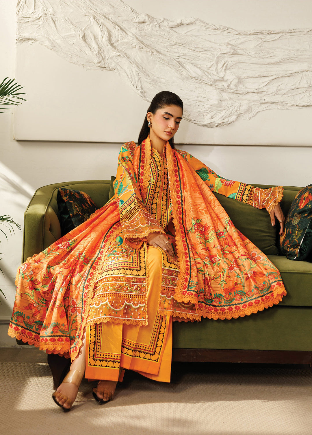 Leila by Mahnur Unstitched Embroidered Lawn 3 Piece Suit MN26ULL L-13 - Summer Collection