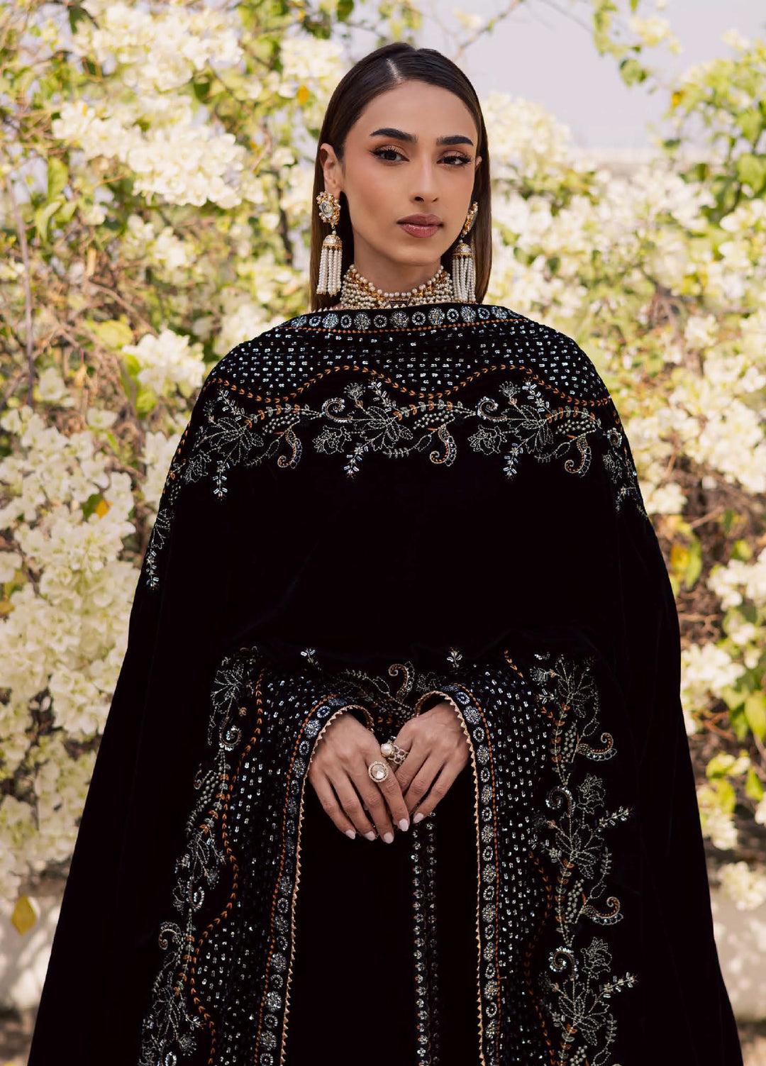 Nureh Maya Unstitched Velvet Embroidered 3 Piece Suits NU25MF NW-125 - Festive Collection