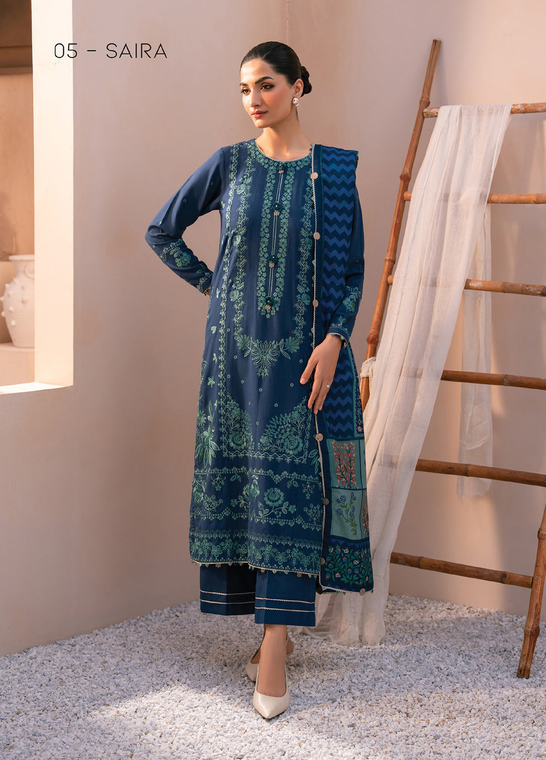 Rang e Khizaan by Xenia Unstitched Khaddar Embroidered Suits 3 Piece XE25SW D-05 SAIRA - Winter Collection