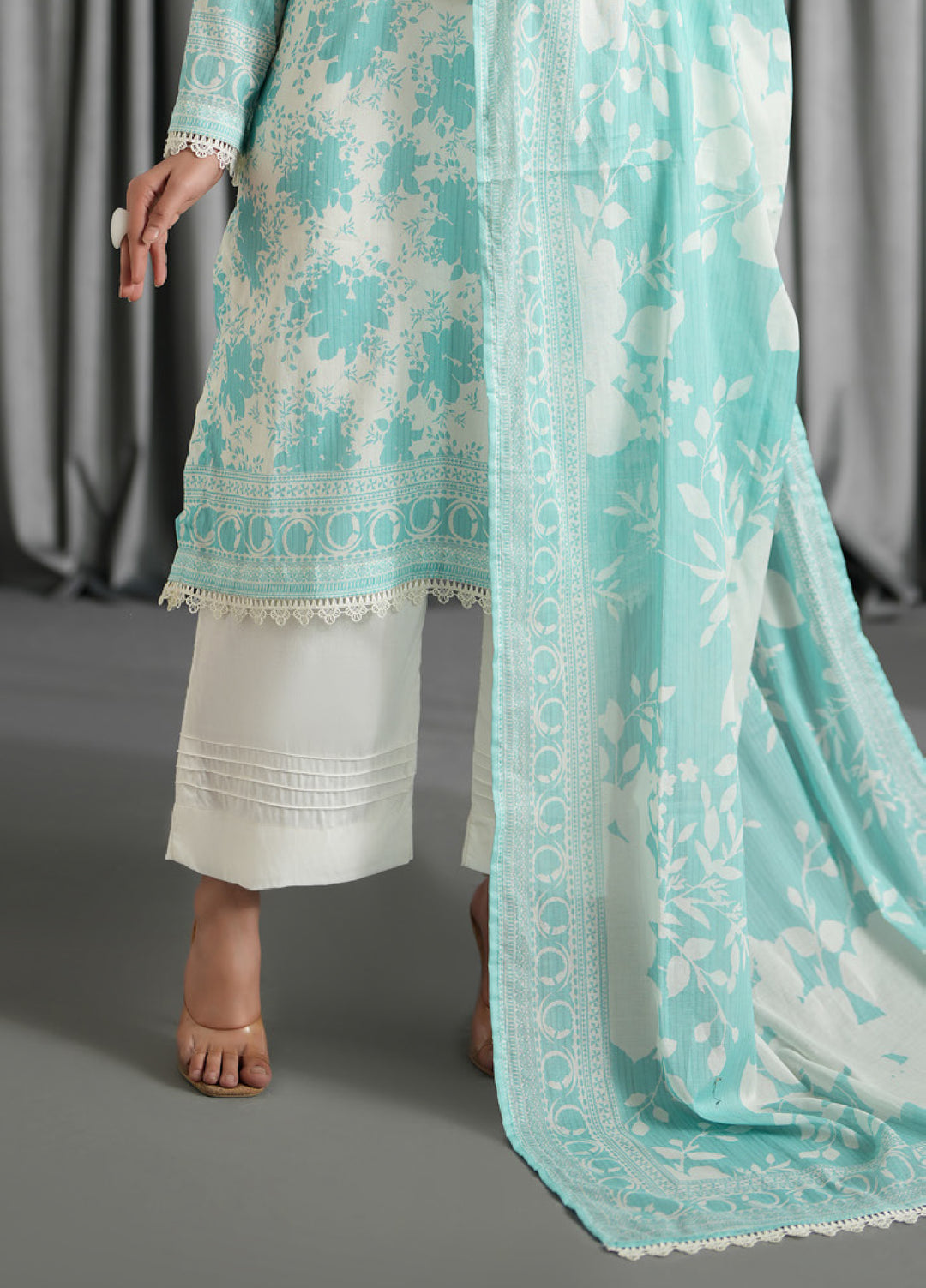 Salina by Regalia Textile Unstitched Printed Lawn 3 Piece Suit RG26US D-5 - Summer Collection