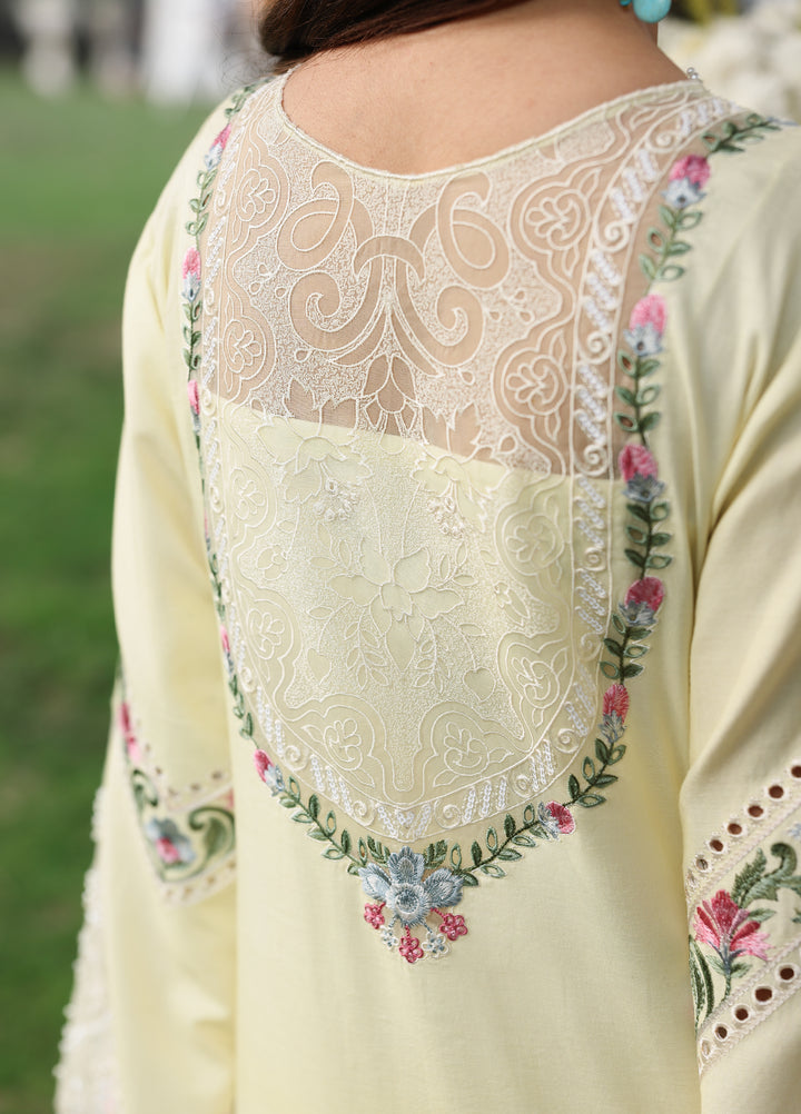 Tales of Petals by Sardinia Unstitched Embroidered Luxury Lawn 3 Pcs Suit SRD26UTP D-3 Daisy Dream - Festive