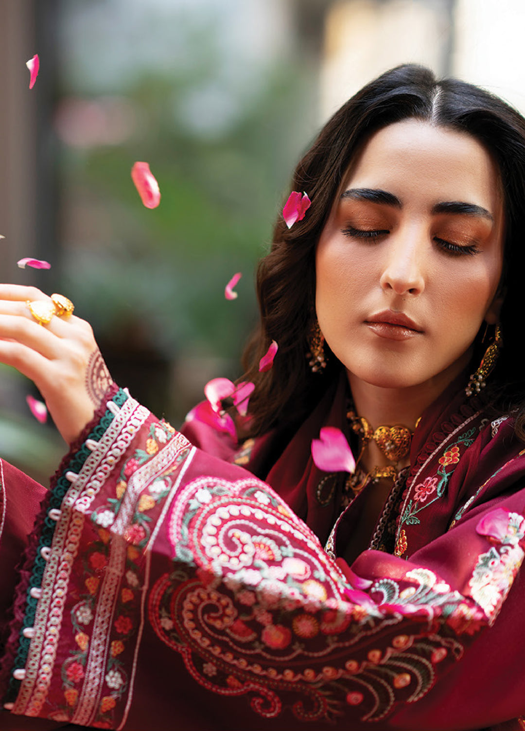 Satrangi by Mahnur Unstitched Embroidered Lawn 3 Piece Suit MN26ULS S-06 - Summer Collection
