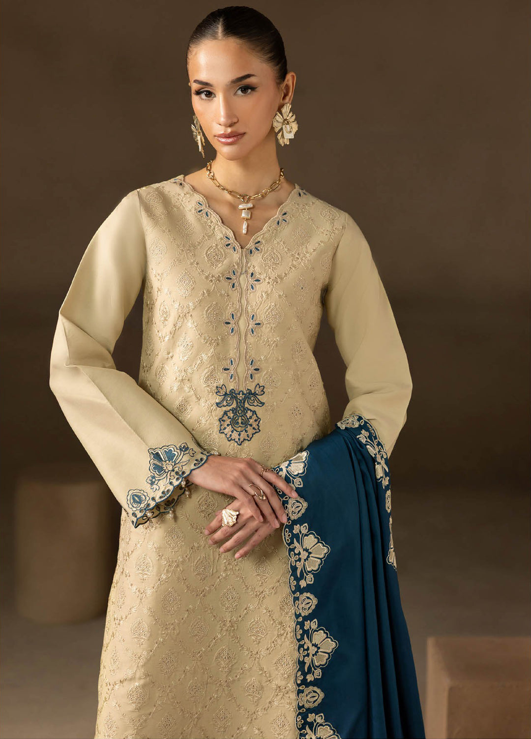 Sareen by Rajbari Unstitched Premium Viscose Chikankari 3 Piece RB25SC D-06 - Winter Collection