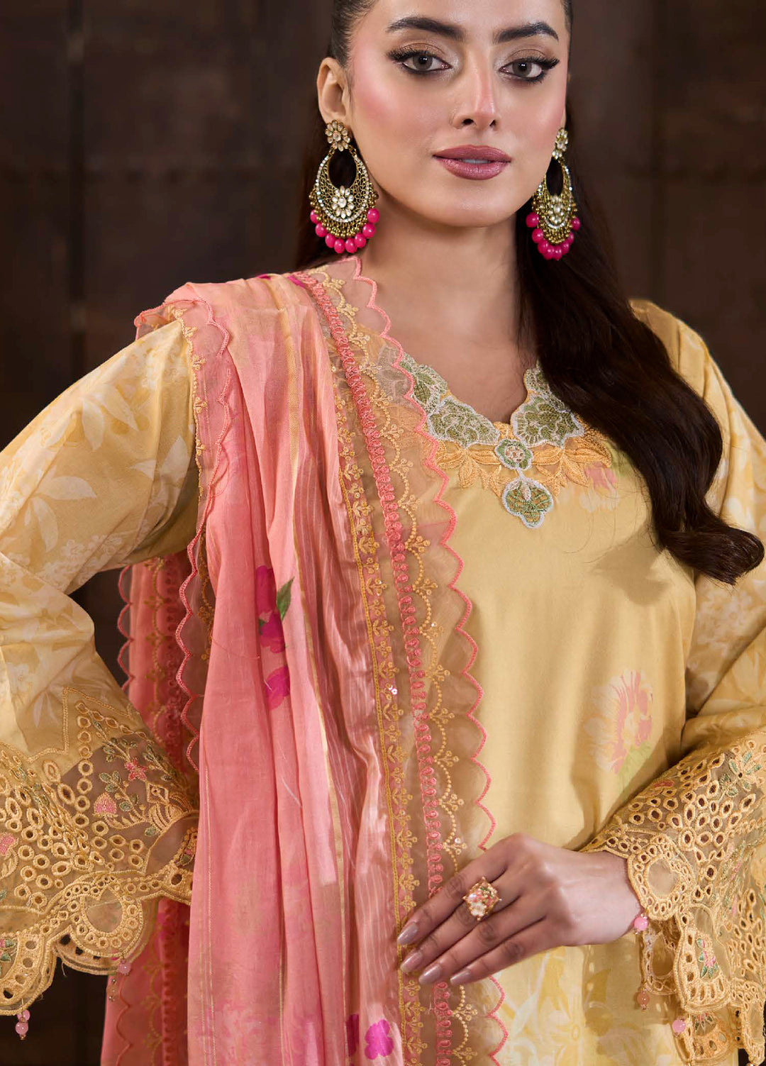 Applique Kari by Al Zohaib Unstitched Embroidered Lawn 3 Piece Suit AZ26AVI D-03 - Summer Collection