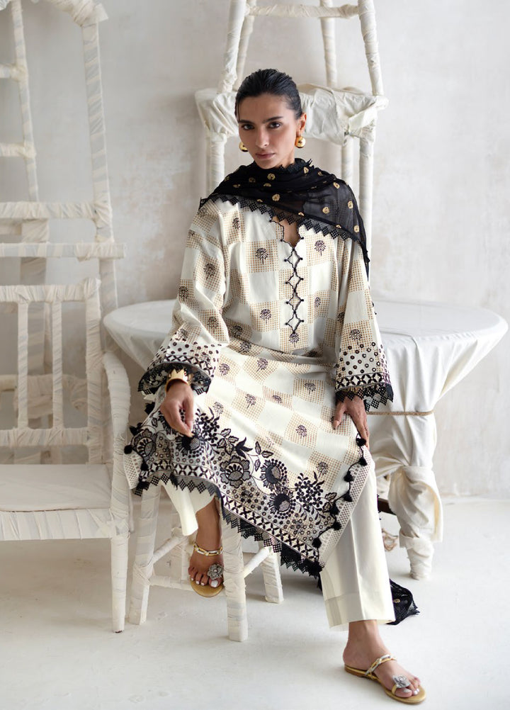 The Luxe by Gul Ahmed Unstitched Embroidered Slub 3 Piece Suit GA26ULL Royal Fleur SP 52066 - Casual Collection