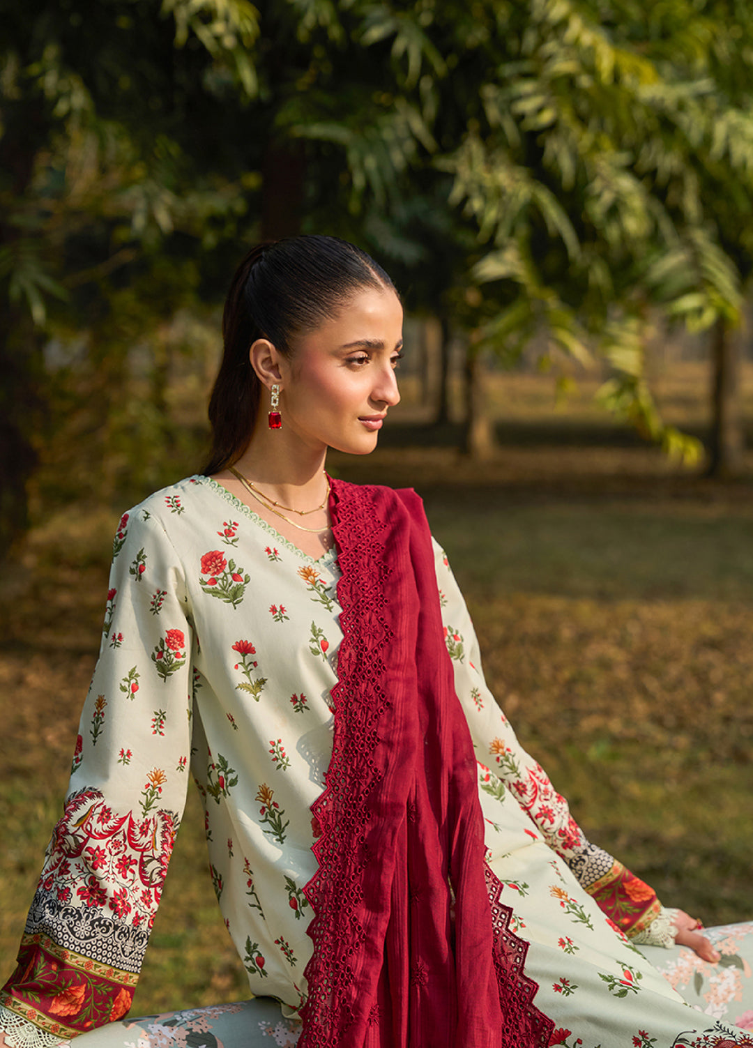 Raha Summer Prints by RajBari Unstitched Printed Lawn 3 Piece Suit RB26URS D-04 - Summer Collection