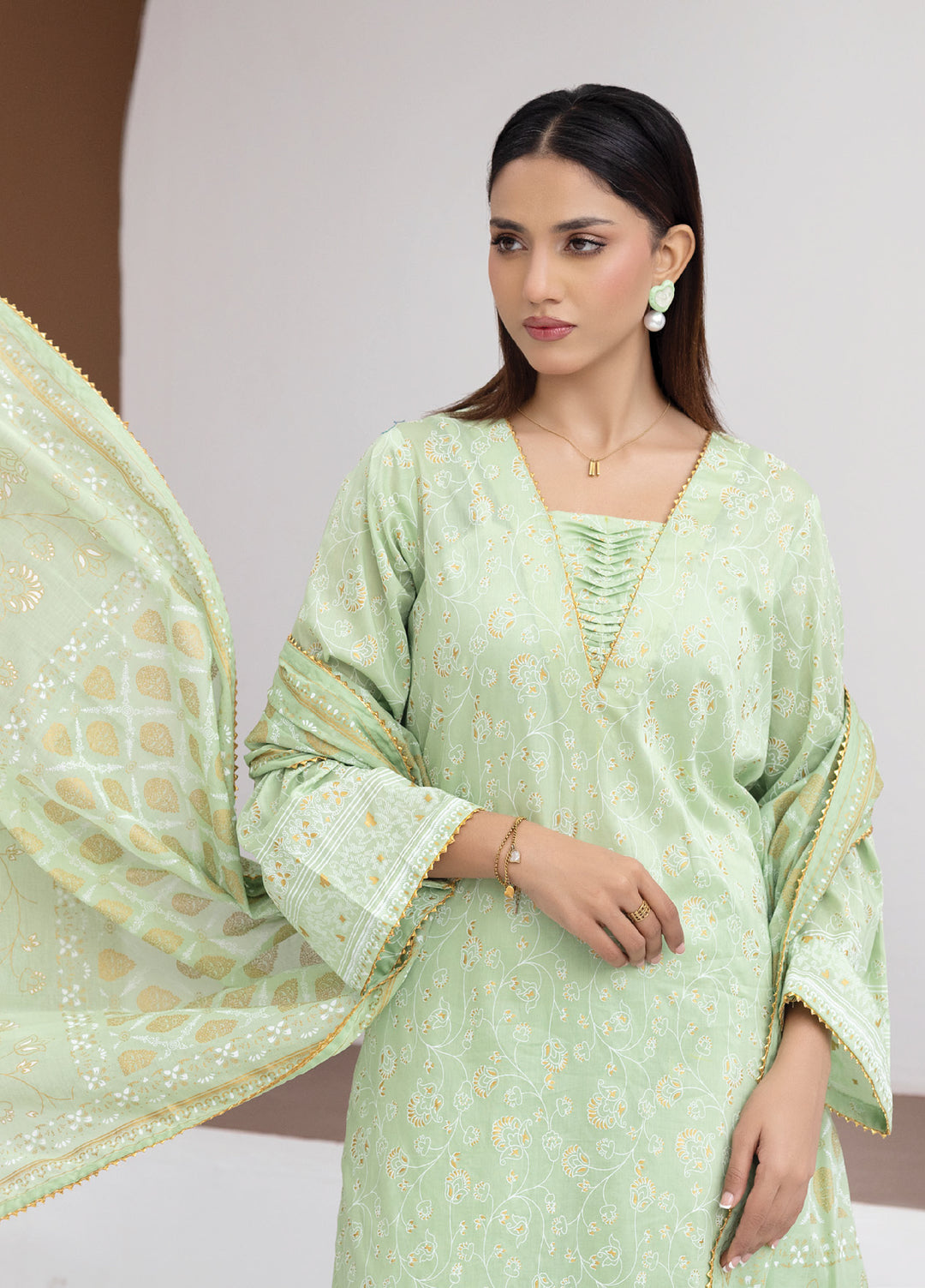 Regalia Textiles Premium Printed Gold Paste Unstitched Lawn 3 Piece Suit RG26UPG D-8 - Summer Collection