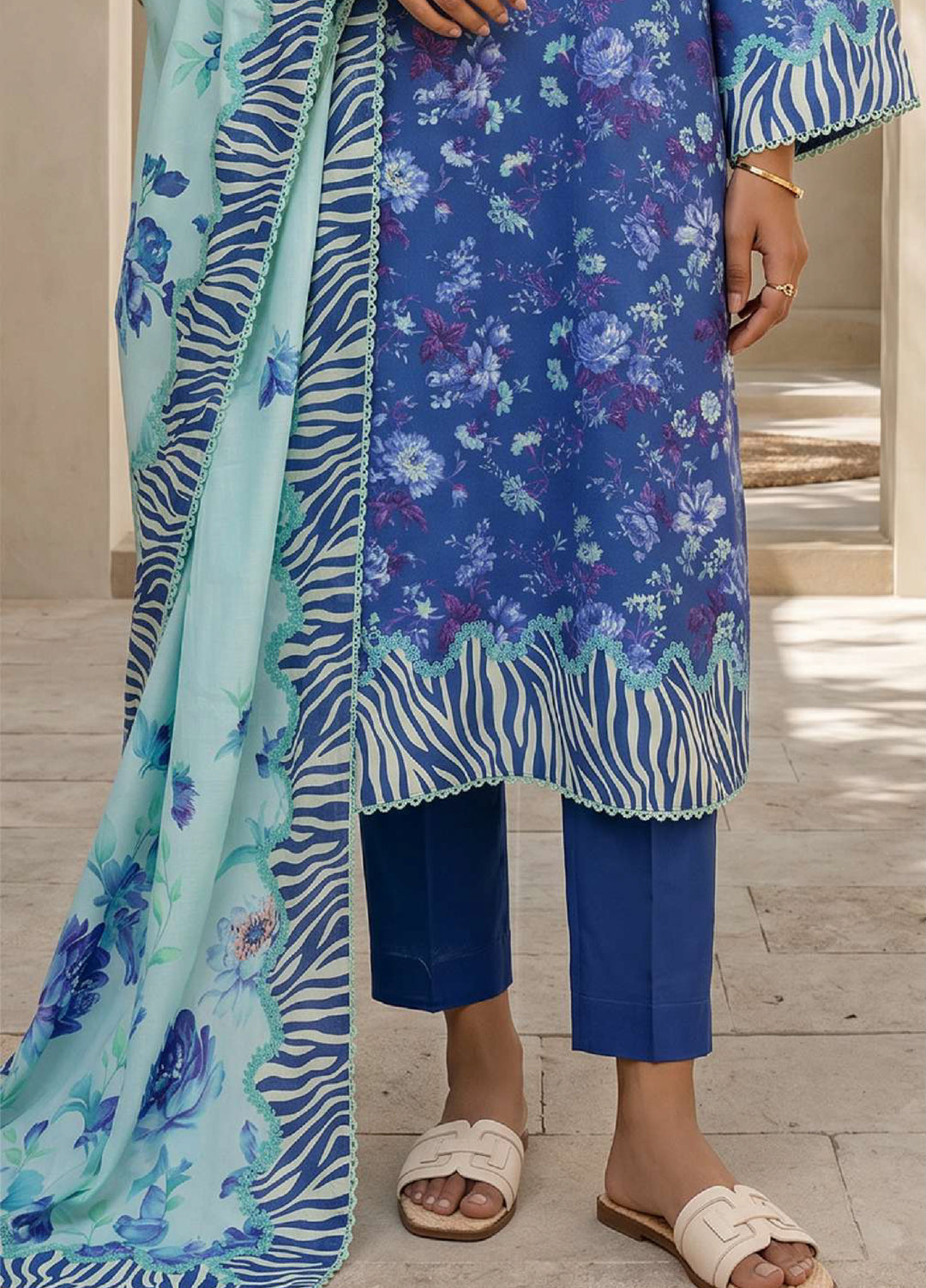 Zellbury Unstitched Printed Lawn 3 Piece Suit ZB26UCVII WUS26X38051 - Casual Collection