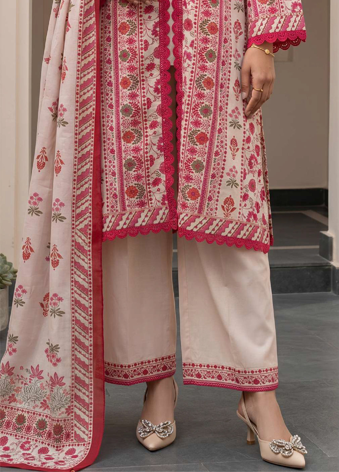Zellbury Unstitched Printed Lawn 3 Piece Suit ZB26UCVII WUS26X38109 - Casual Collection
