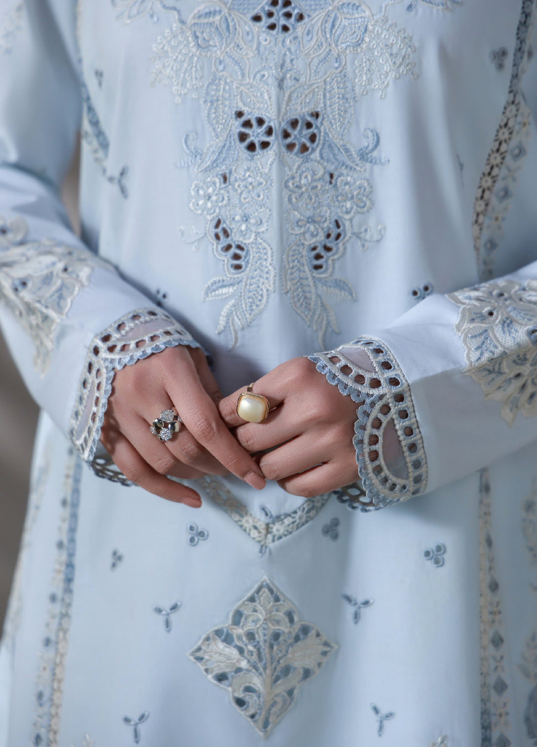 Saagar by Aabyaan Unstitched Embroidered Luxury Lawn 3 Piece Suit ABY26USL AL-3 Sahil - Festive Collection