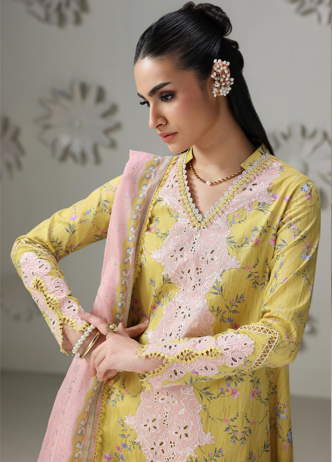 Q Prints by Qalamkar Unstitched Printed Lawn 3 Piece Suit QLK26UQL AREEJ QQP-03 (B) - Summer Collection