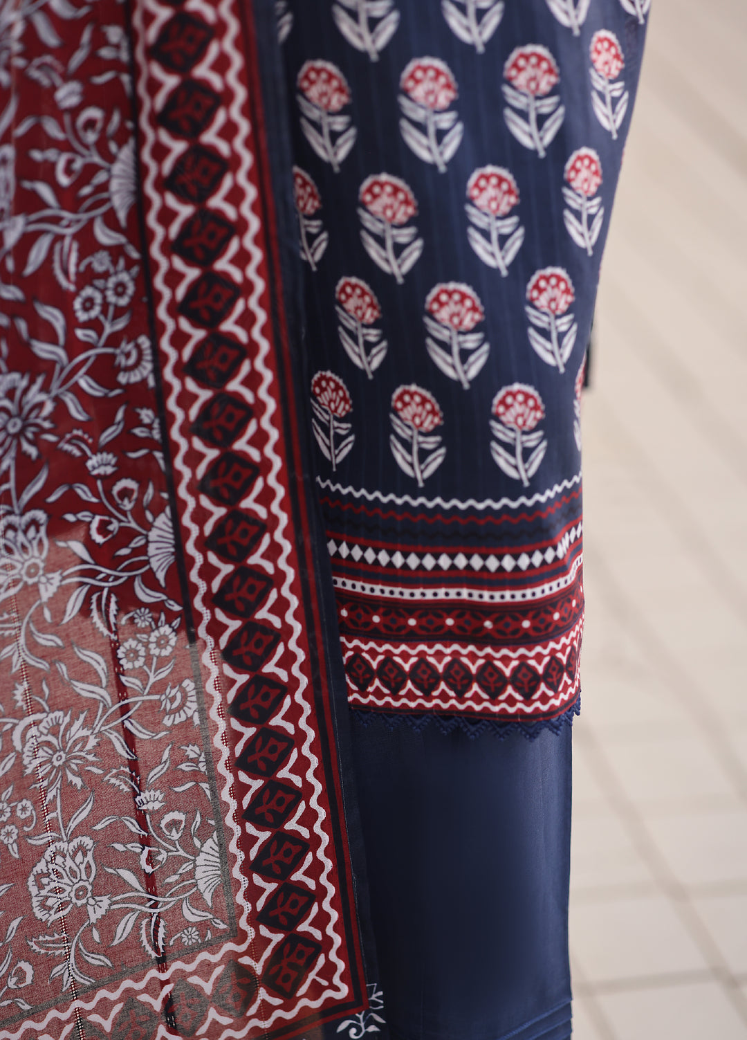 Nayab by HZ Textiles Unstitched Printed Cotton Lawn 3 Piece Suit HZ28UN NPC-05 - Casual Collection