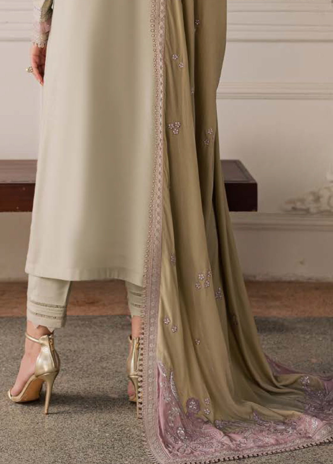 Nureh Exclusive Unstitched Luxury Leather Peach Velvet Shawl Embroidered Suits 3 Piece NU25NS NE-203 - Festive Collection