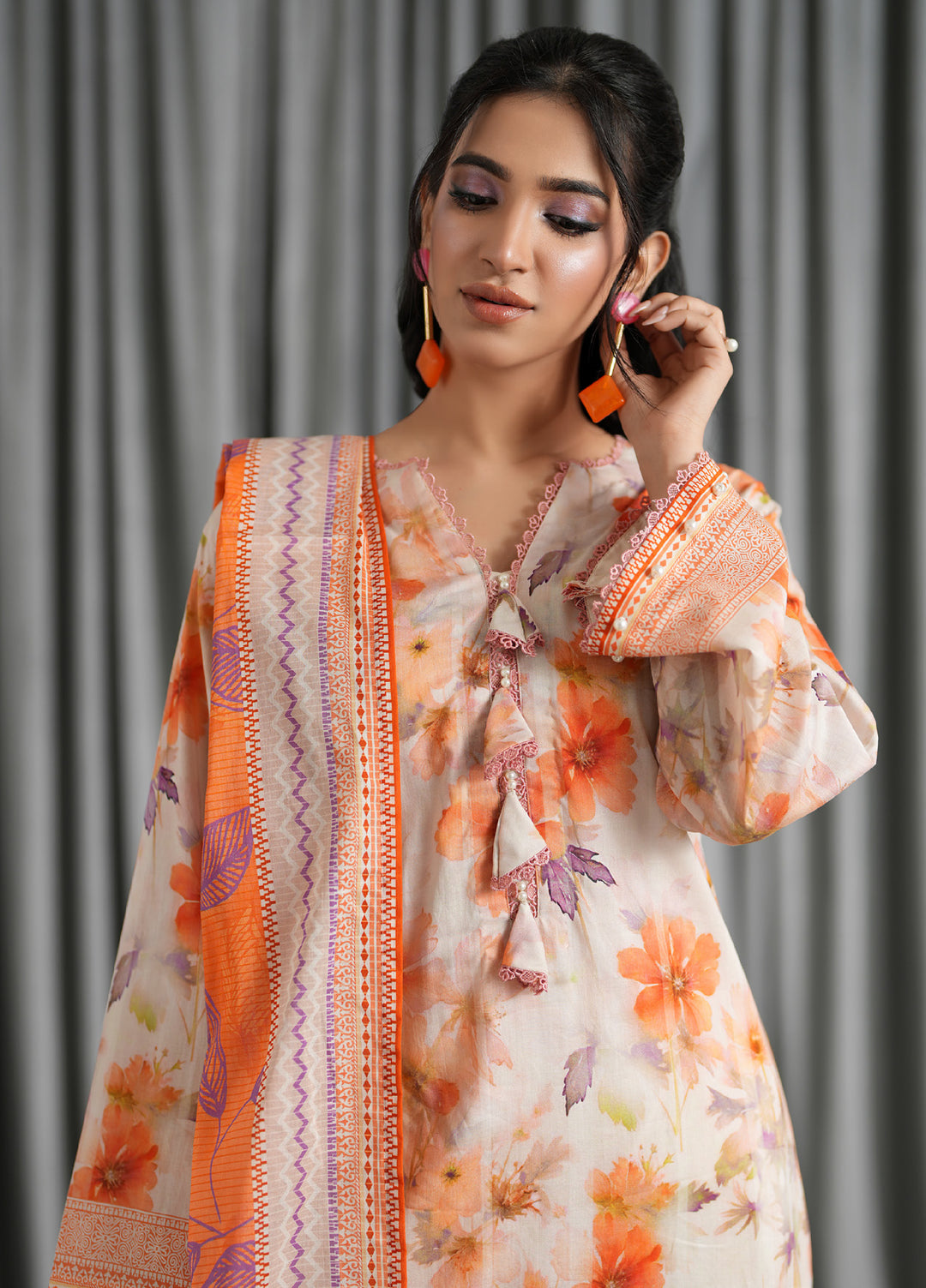 Salina by Regalia Textile Unstitched Printed Lawn 3 Piece Suit RG26US D-4 - Summer Collection