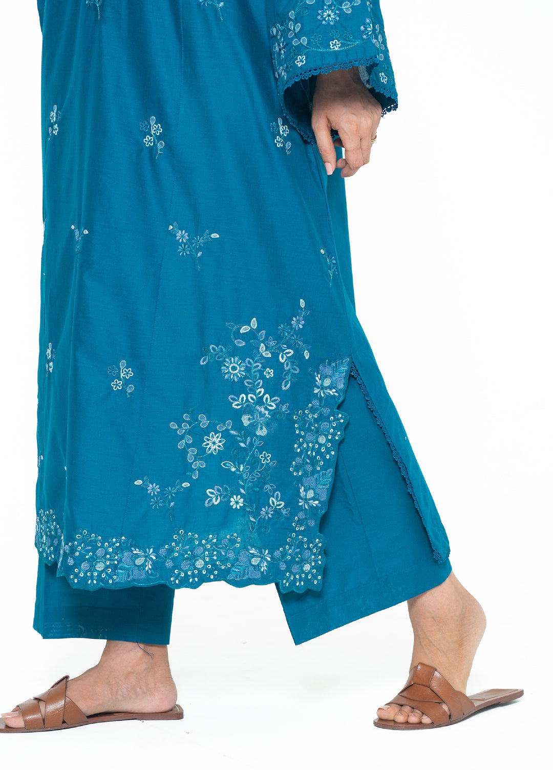 Zyna RTW Embroidered Lawn 3 Piece Suit ZY26ULS ORIA - Summer Collection
