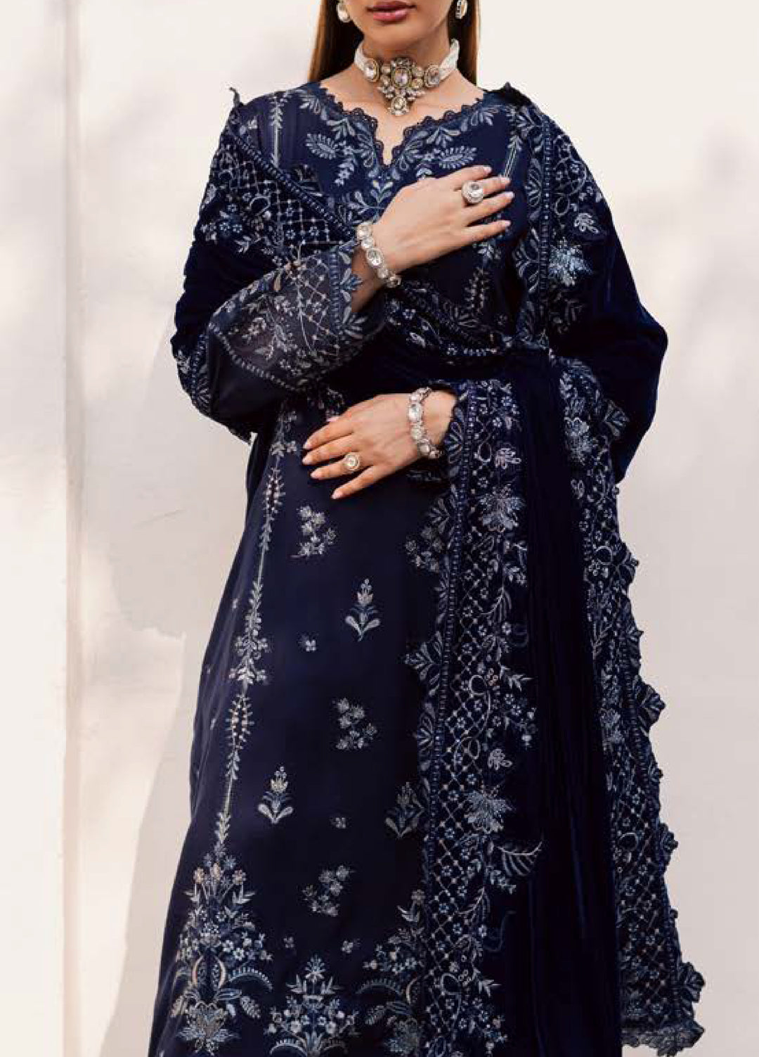 Nureh Exclusive Unstitched Luxury Leather Peach Velvet Shawl Embroidered Suits 3 Piece NU25NS NE-200 - Festive Collection