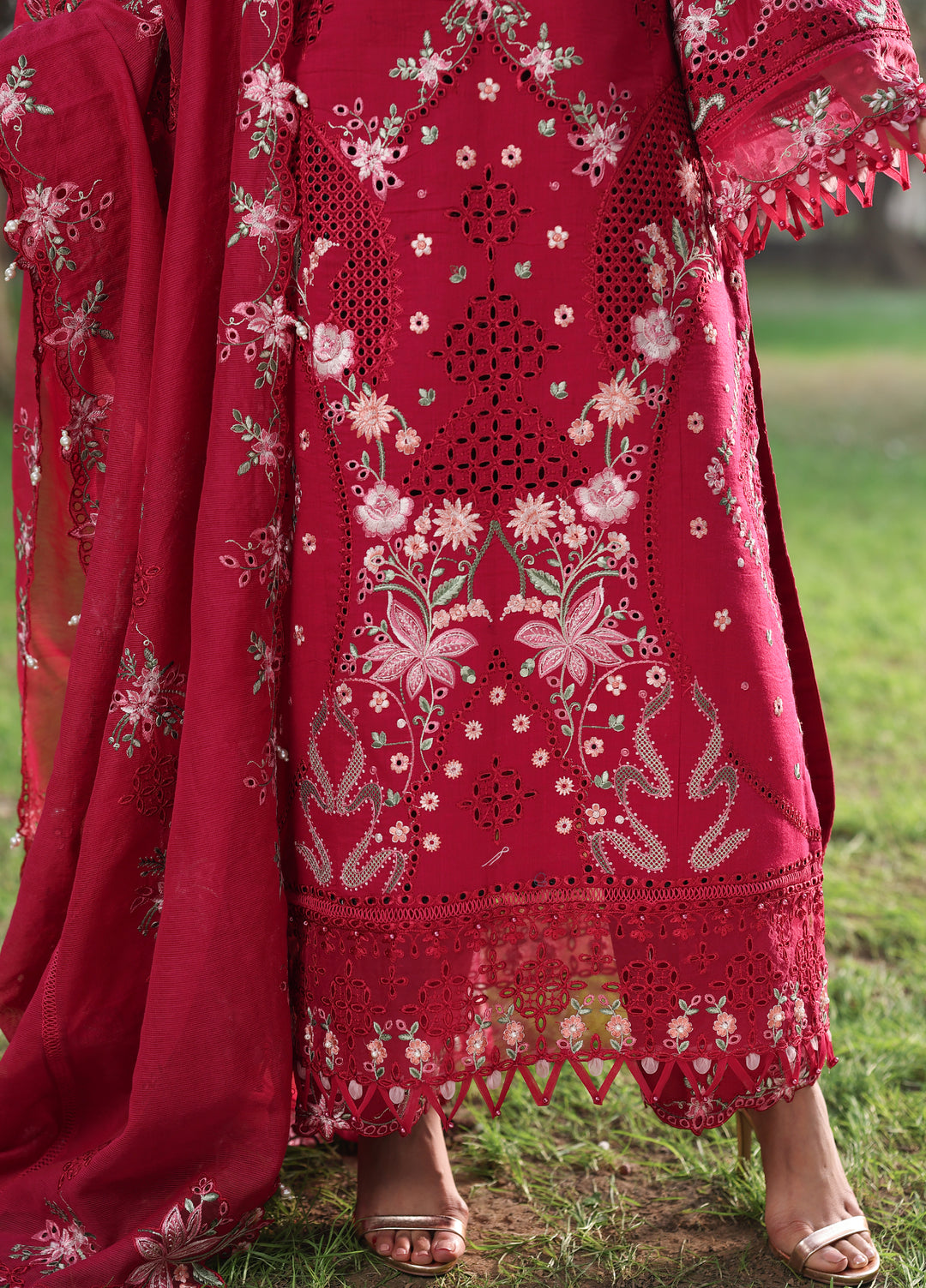 Tales of Petals by Sardinia Unstitched Embroidered Luxury Lawn 3 Pcs Suit SRD26UTP D-4 Floral Fuschia - Festive