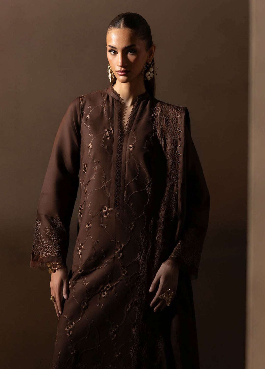 Sareen by Rajbari Unstitched Premium Viscose Chikankari 3 Piece RB25SC D-02 - Winter Collection