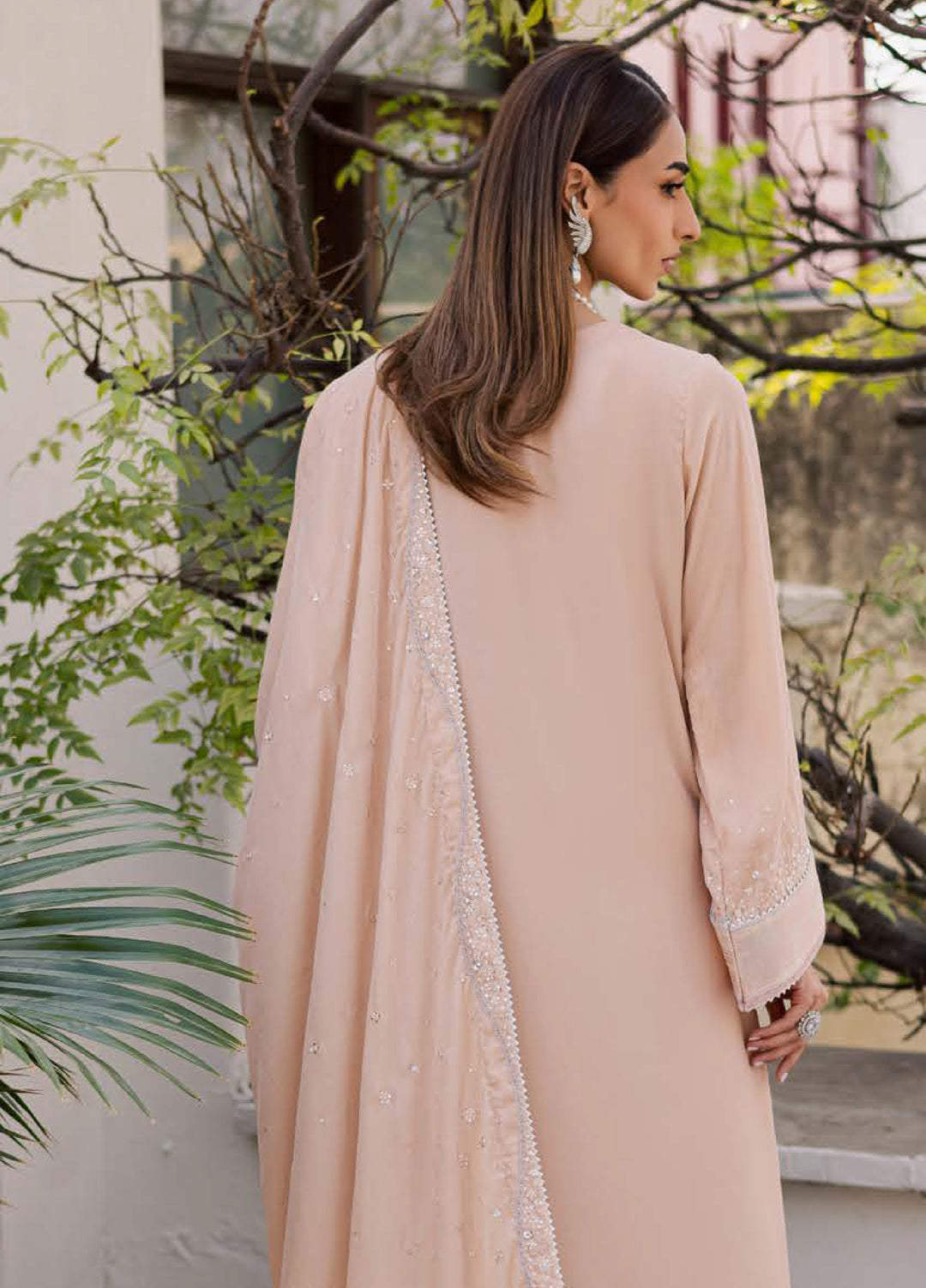 Nureh Maya Unstitched Velvet Embroidered 3 Piece Suits NU25MF NW-124 - Festive Collection