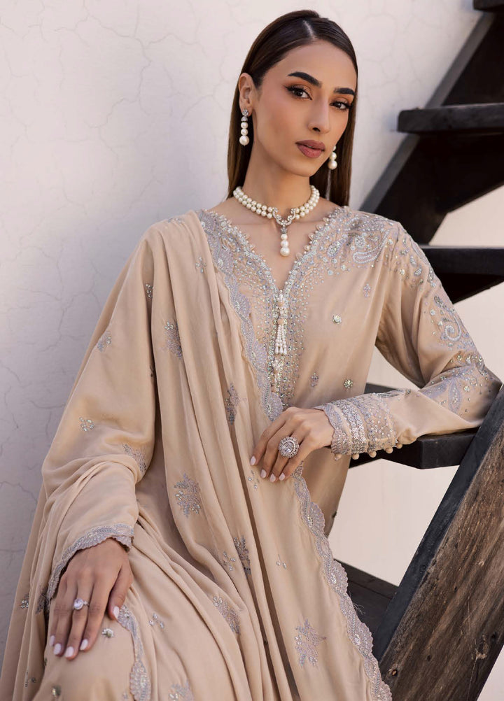 Nureh Maya Unstitched Velvet Embroidered 3 Piece Suits NU25MF NW-122 - Festive Collection