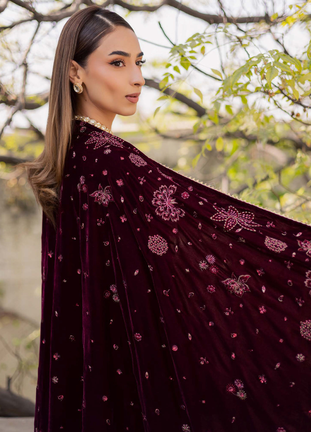 Nureh Maya Unstitched Velvet Embroidered 3 Piece Suits NU25MF NW-120 - Festive Collection