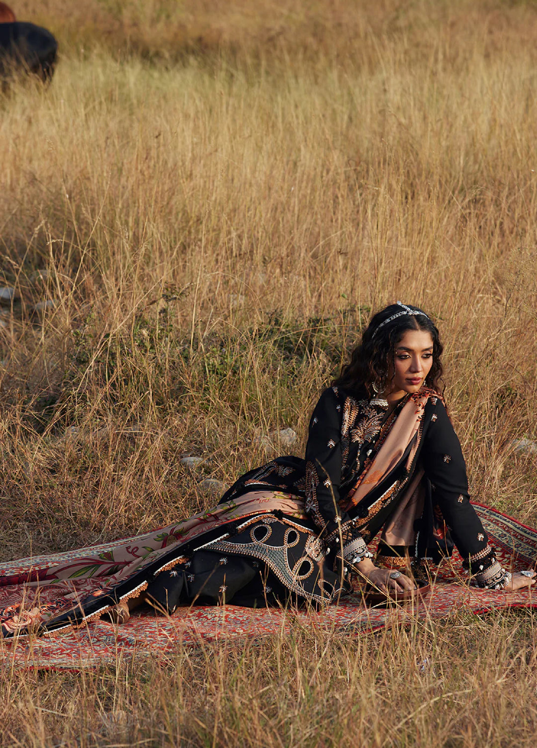 Saira Rizwan Unstitched Khaddar Embroidered Suits 3 Piece SR25UW D-01 Mahtaab - Winter Collection