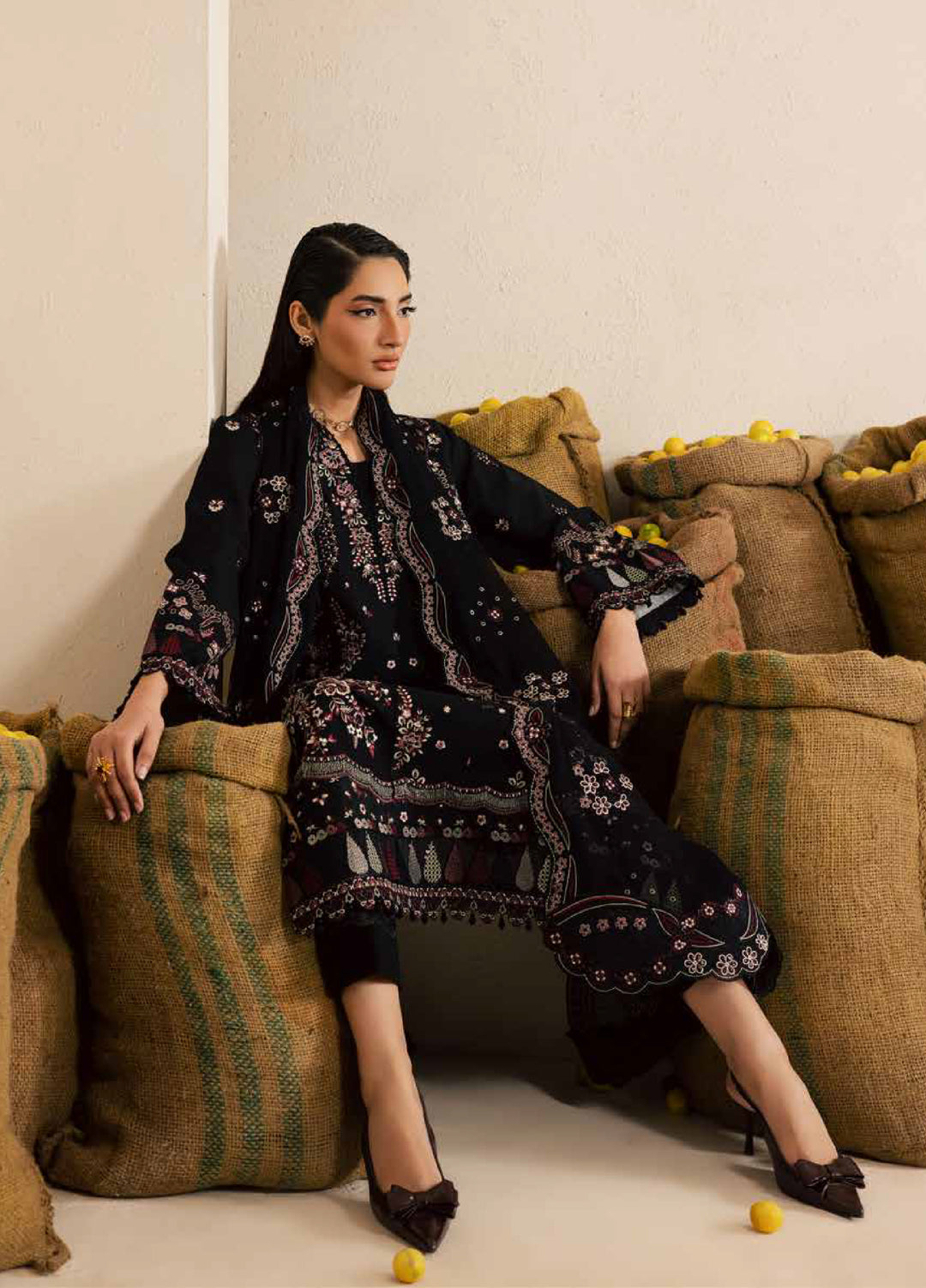 Nureh Exclusive Unstitched Lawn Karandi Embroidered 3 Piece Suit NU26UE NE-221 - Spring Collection
