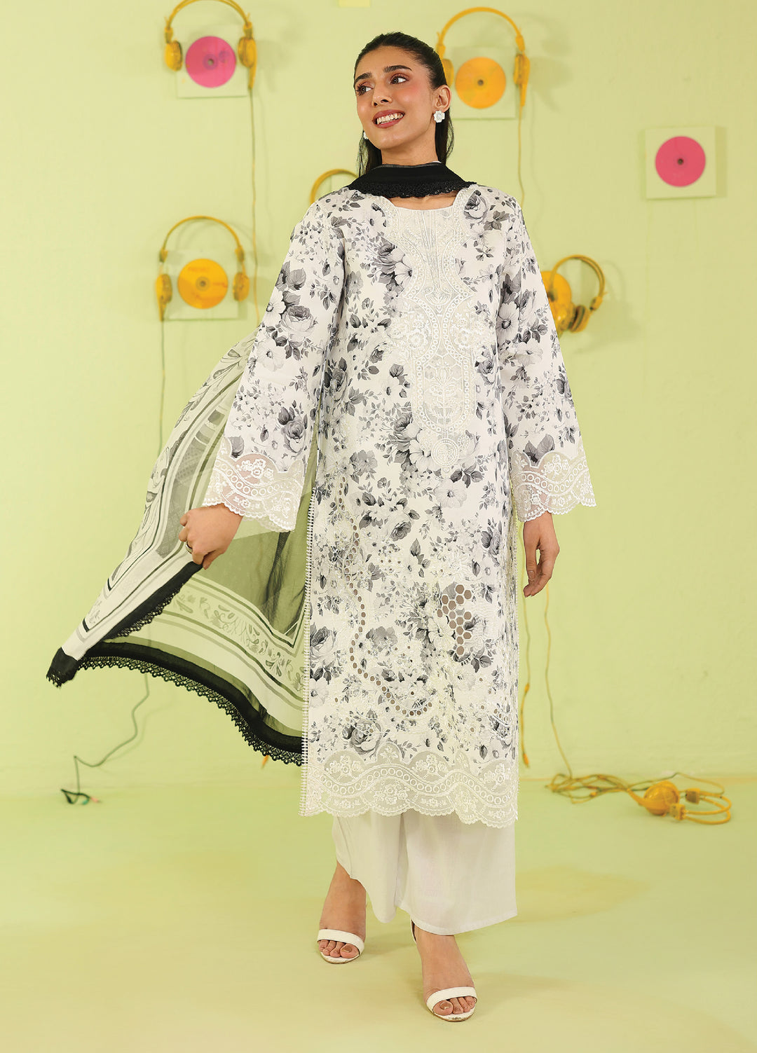 Anaya by Mahnur Unstitched Embroidered Lawn 3 Piece Suit MN26UALV AN2-08 - Festive Collection