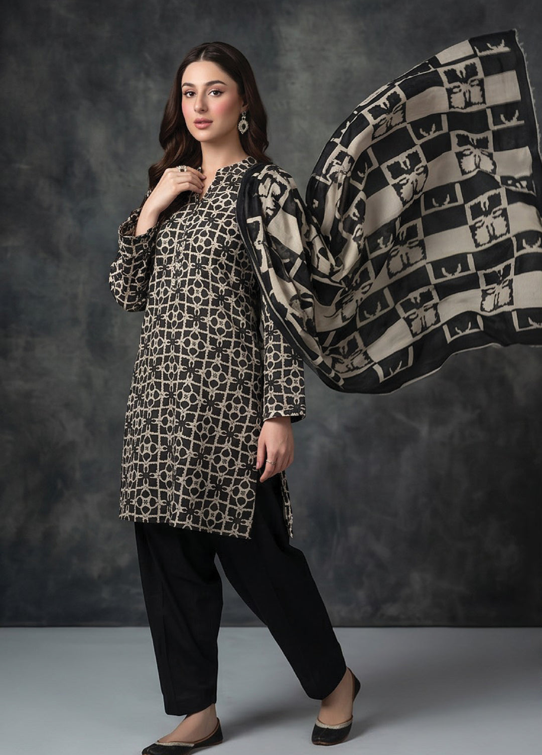 Black N White by Regalia Textiles Unstitched Printed Lawn 3 Piece Suit RG26UBNW D-06 - Casual Collection