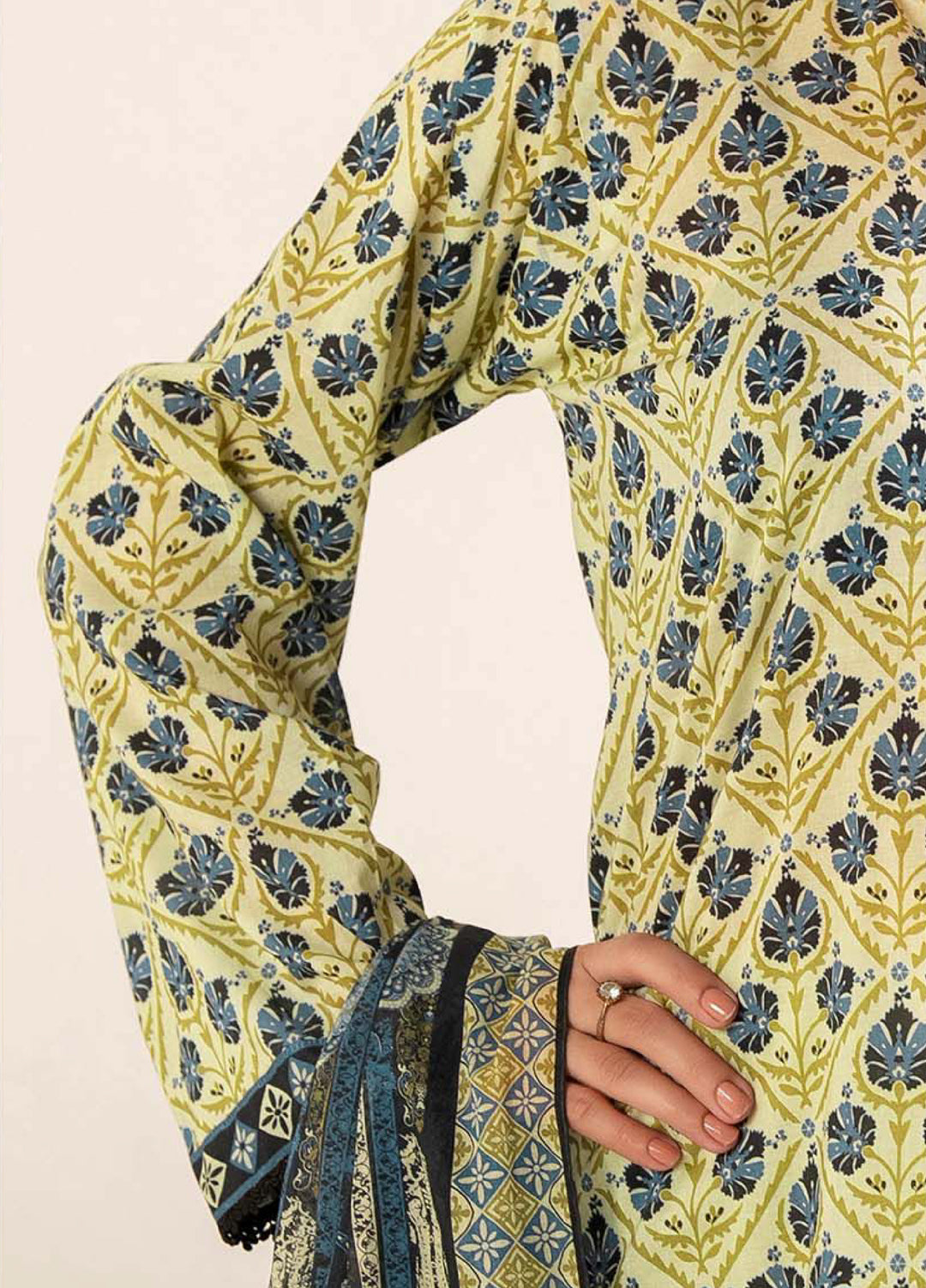 Narmin by Narkin's Unstitched Printed Lawn 3 Piece Suit NN26ULC NUSLW-3137 - Casual Collection