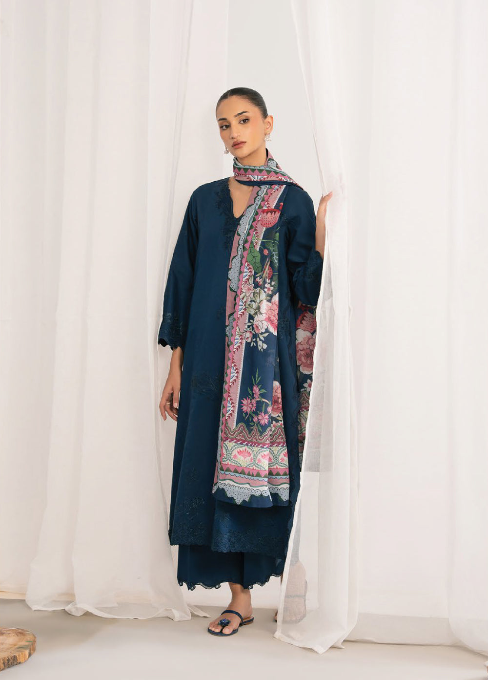 Nysa by Seran Unstitched Embroidered Cambric 3 Piece Suit SN26UNC Nerelle D-09 - Casual Collection