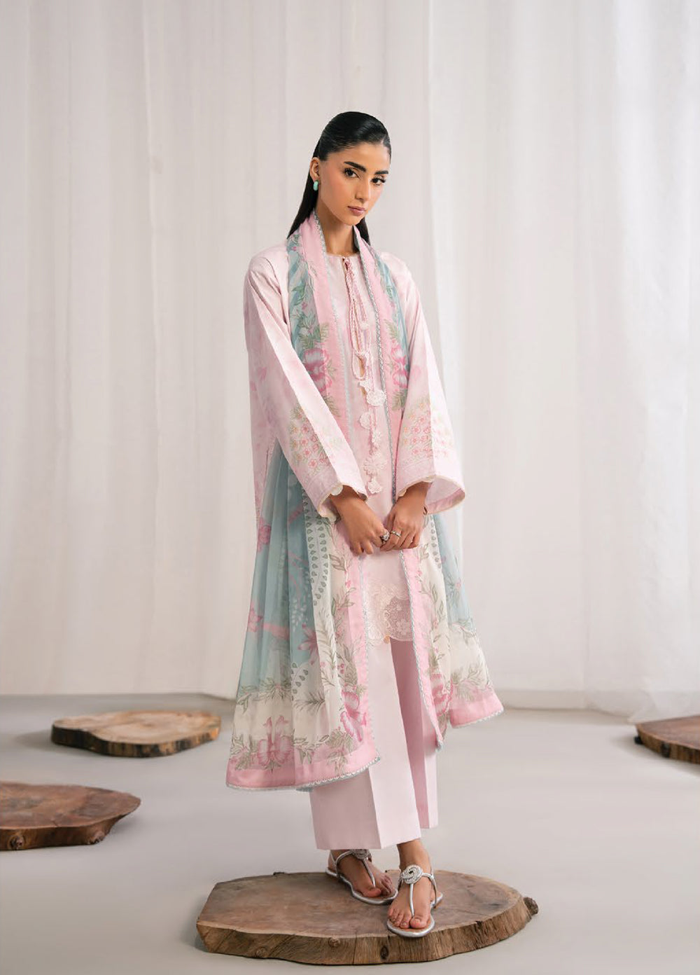 Nysa by Seran Unstitched Embroidered Cambric 3 Piece Suit SN26UNC Avelie D-05 - Casual Collection