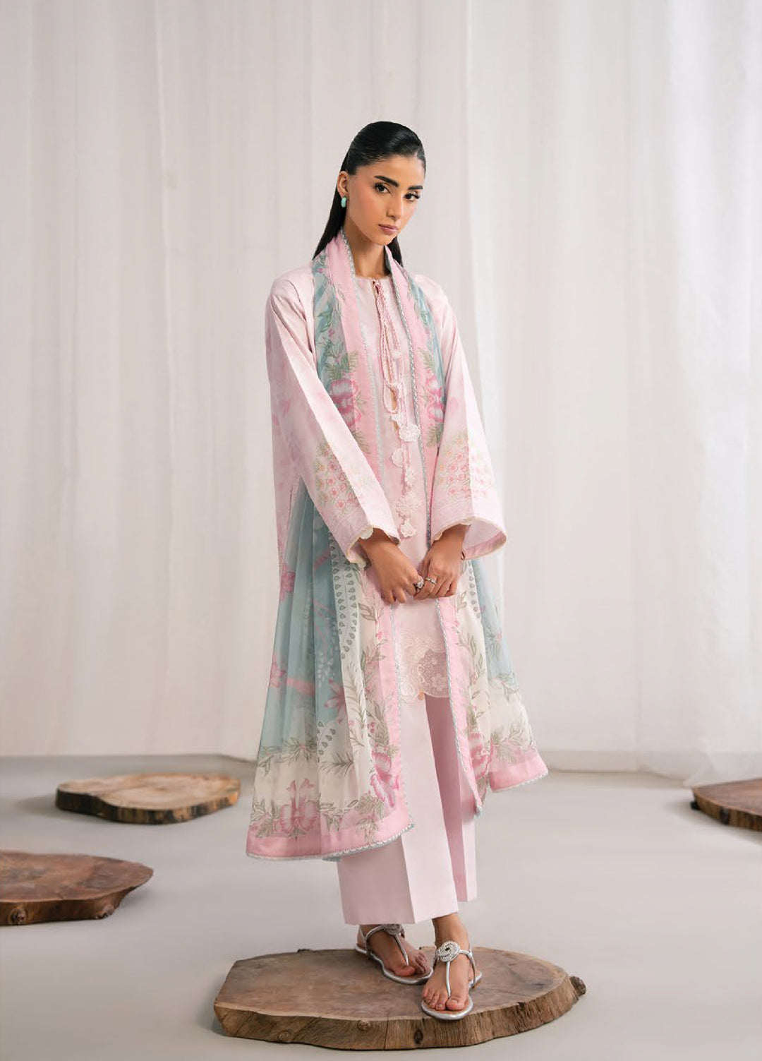 Nysa by Seran Unstitched Embroidered Cambric 3 Piece Suit SN26UNC Avelie D-05 - Casual Collection