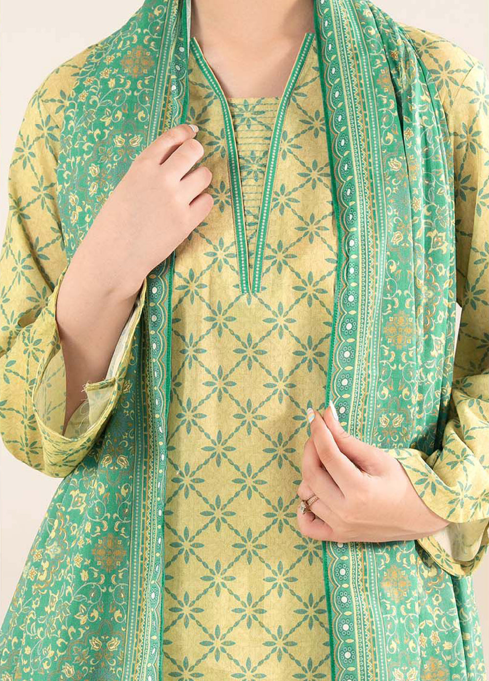 Narmin by Narkin's Unstitched Printed Lawn 3 Piece Suit NN26ULC NUSLW-3110 - Casual Collection