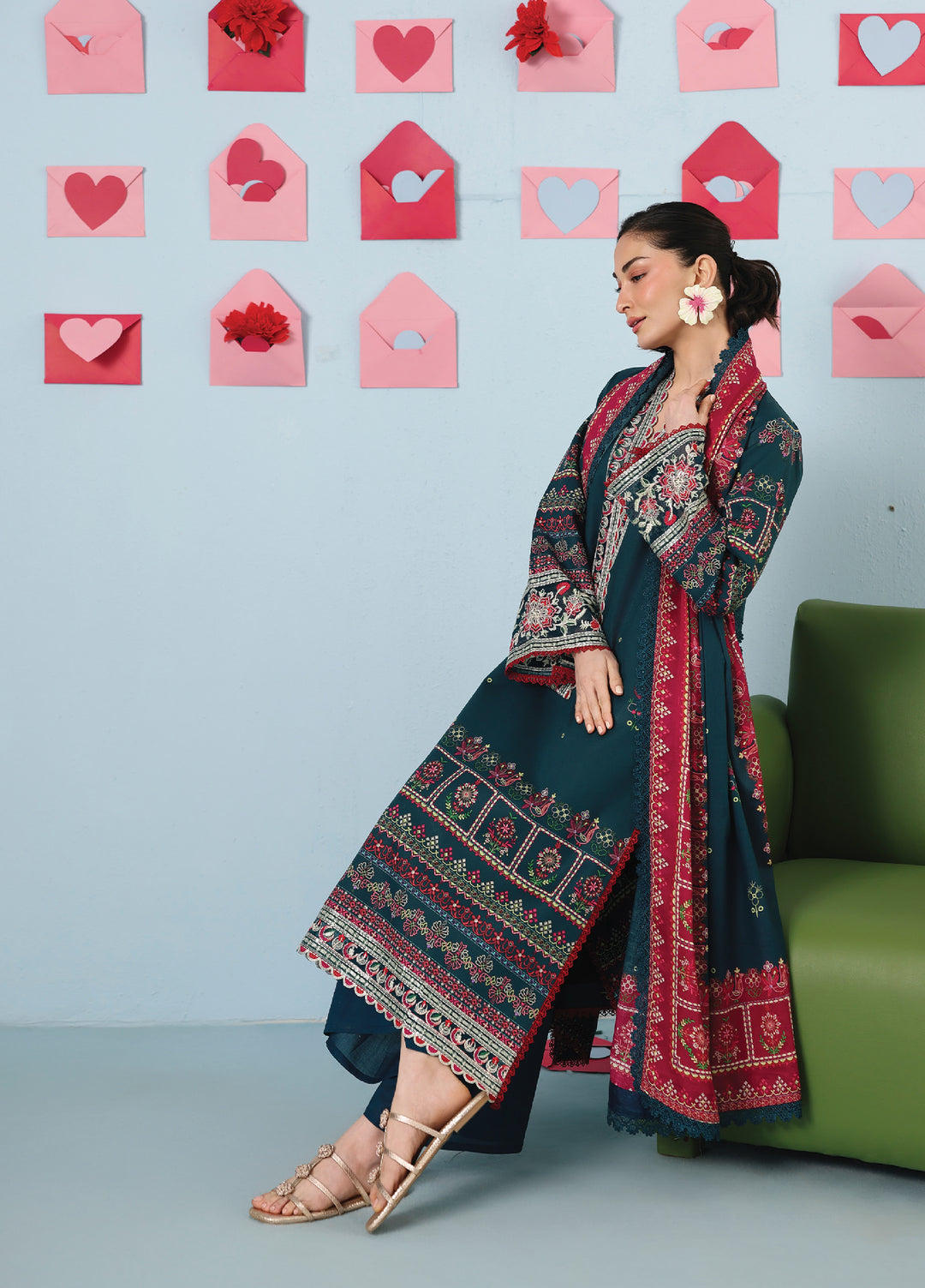Anaya by Mahnur Unstitched Embroidered Lawn 3 Piece Suit MN26UALV AN2-09 - Festive Collection