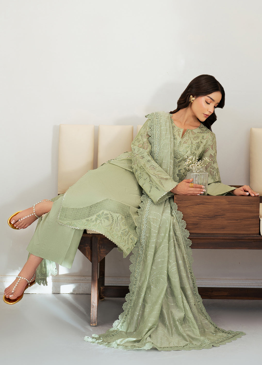 Sera by Mahnur Unstitched Embroidered Lawn 3 Piece Suit MN26USL SP-08 - Festive Collection