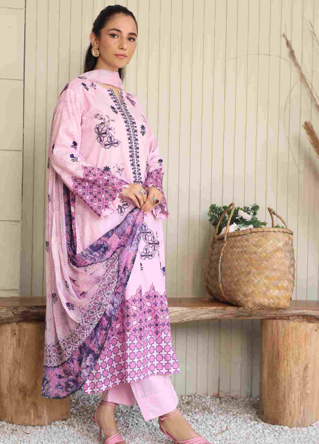 Kotor by Rashid Textiles Unstitched Embroidered Lawn 3 Piece Suit RT26ULK 9131 - Casual Collection