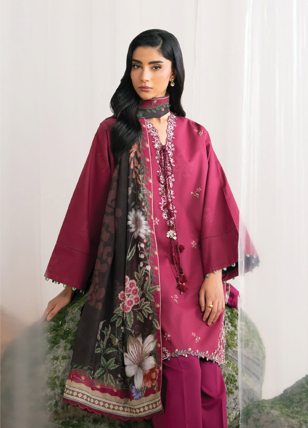 Nysa by Seran Unstitched Printed Cambric 3 Piece Suit SN26UNC Ruelle D-04 - Casual Collection