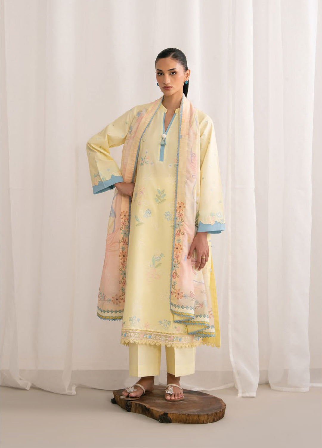 Nysa by Seran Unstitched Embroidered Cambric 3 Piece Suit SN26UNC Lielle D-10 - Casual Collection