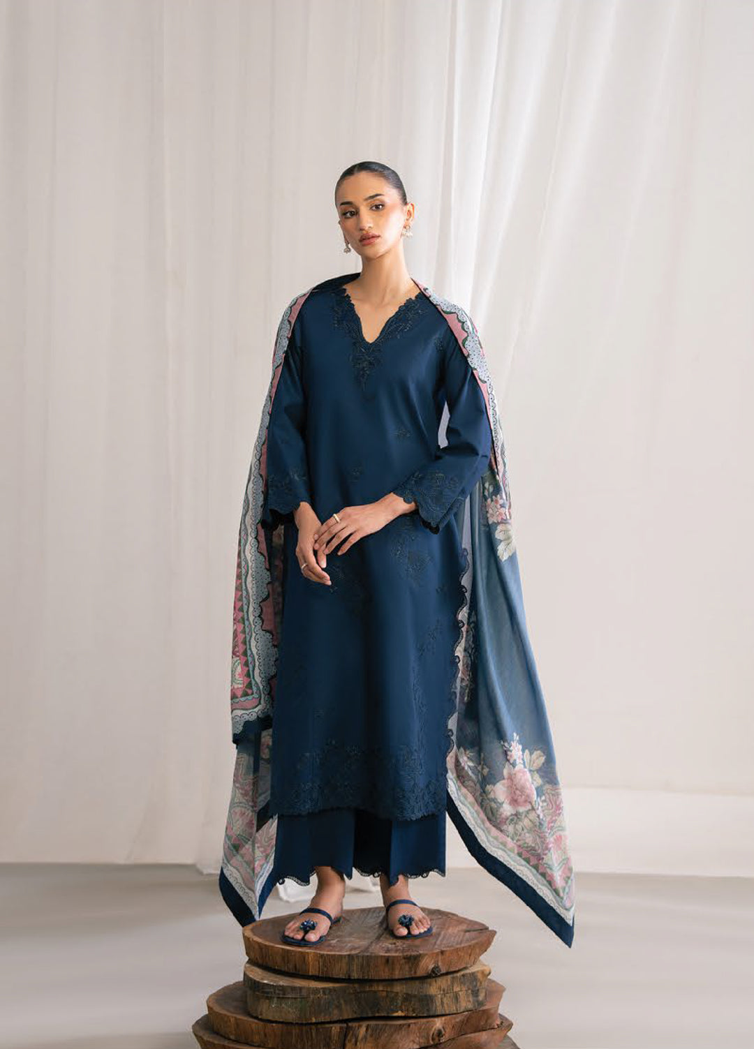 Nysa by Seran Unstitched Embroidered Cambric 3 Piece Suit SN26UNC Nerelle D-09 - Casual Collection
