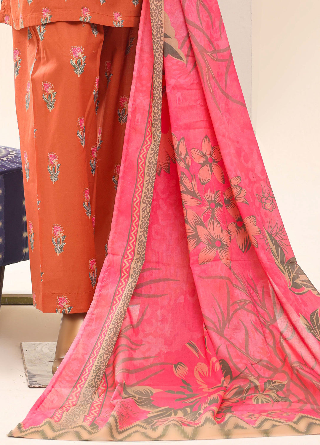 HZ Textiles RTW Printed Lawn 3 Piece Suit HZ26PPL LPE-3P-069 - Casual Collection